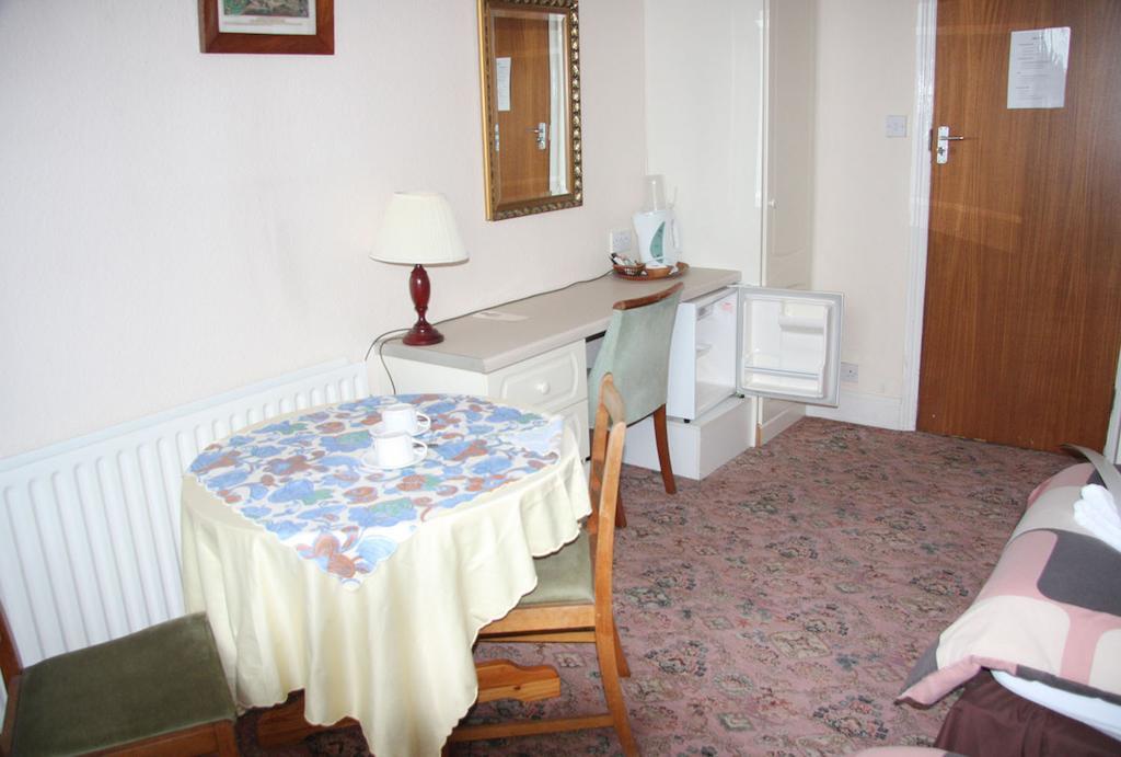 الموندسبوري Dove Court Mini Lodge المظهر الخارجي الصورة